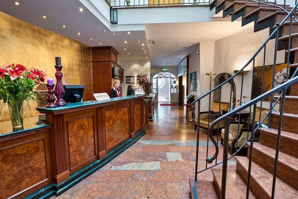 Radisson Blu Hotel Altstadt, Salzburg Interior photo